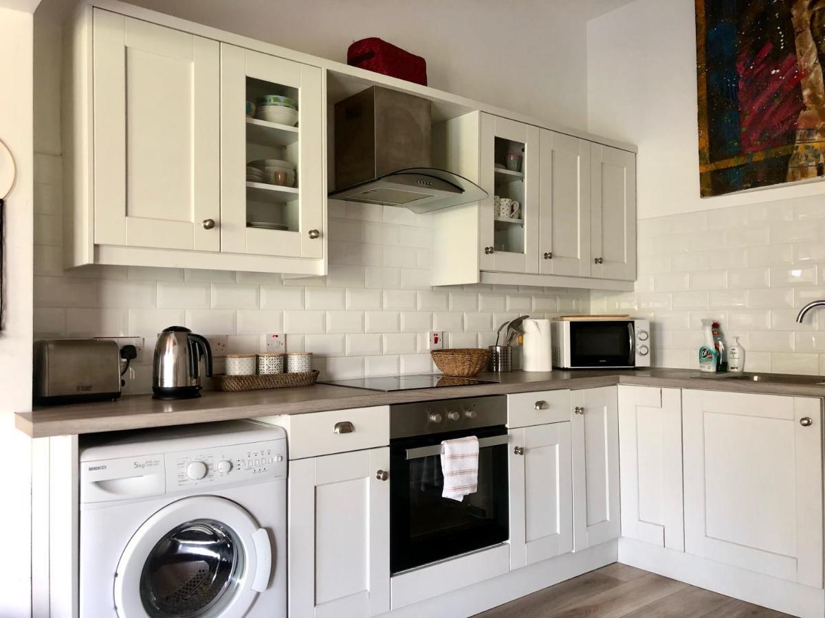 Ballygally Seaview And Garden Hideaway Kültér fotó